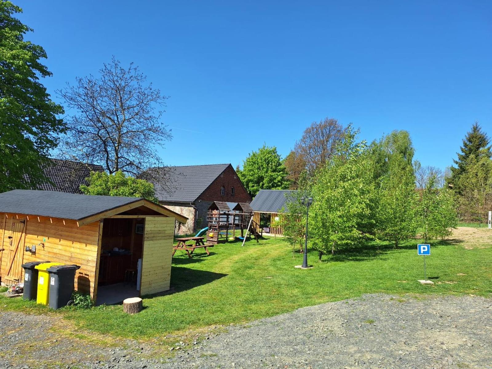 Camping, Zabierz Wlasny Namiot Kameralne Pole Namiotowe Z Basenem Kinem Plenerowym Miejscem Na Ognisko I Placem Zabaw Zywe Zwierzeta Agroturystyka Giebultow  Exterior foto