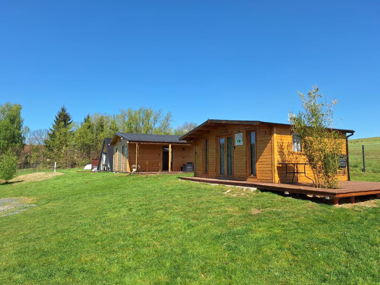 Camping, Zabierz Wlasny Namiot Kameralne Pole Namiotowe Z Basenem Kinem Plenerowym Miejscem Na Ognisko I Placem Zabaw Zywe Zwierzeta Agroturystyka Giebultow  Exterior foto